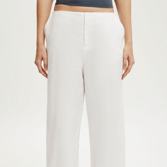 Peter Nygard  High Rise Linen / Cotton  Tailored Trousers in White - Picture 1 of 12